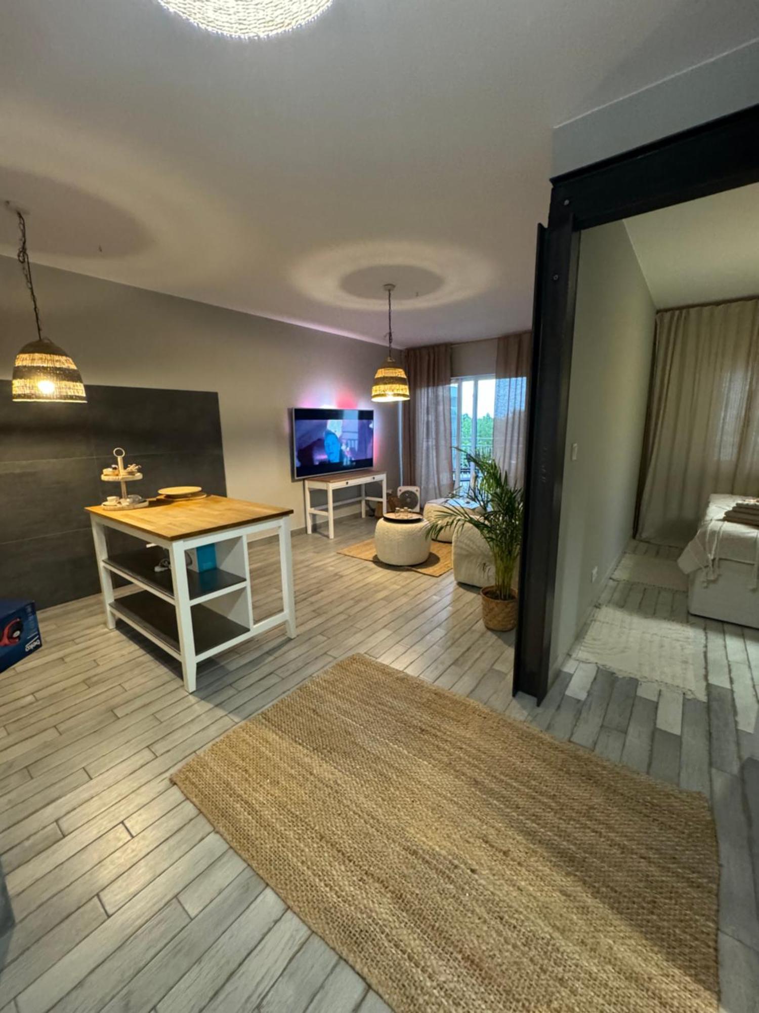 Lux Nowe Ogrody 24h Meldowanie Lotnisko Targi * Poznań
