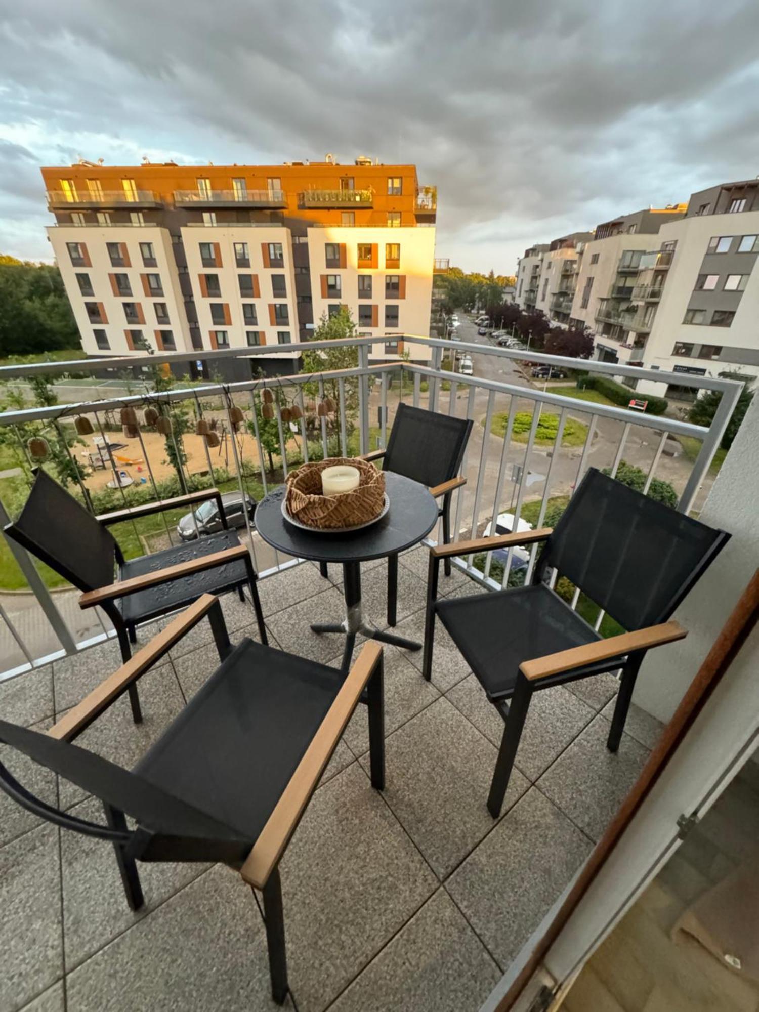 Apartament Lux Nowe Ogrody 24h Meldowanie Lotnisko Targi *